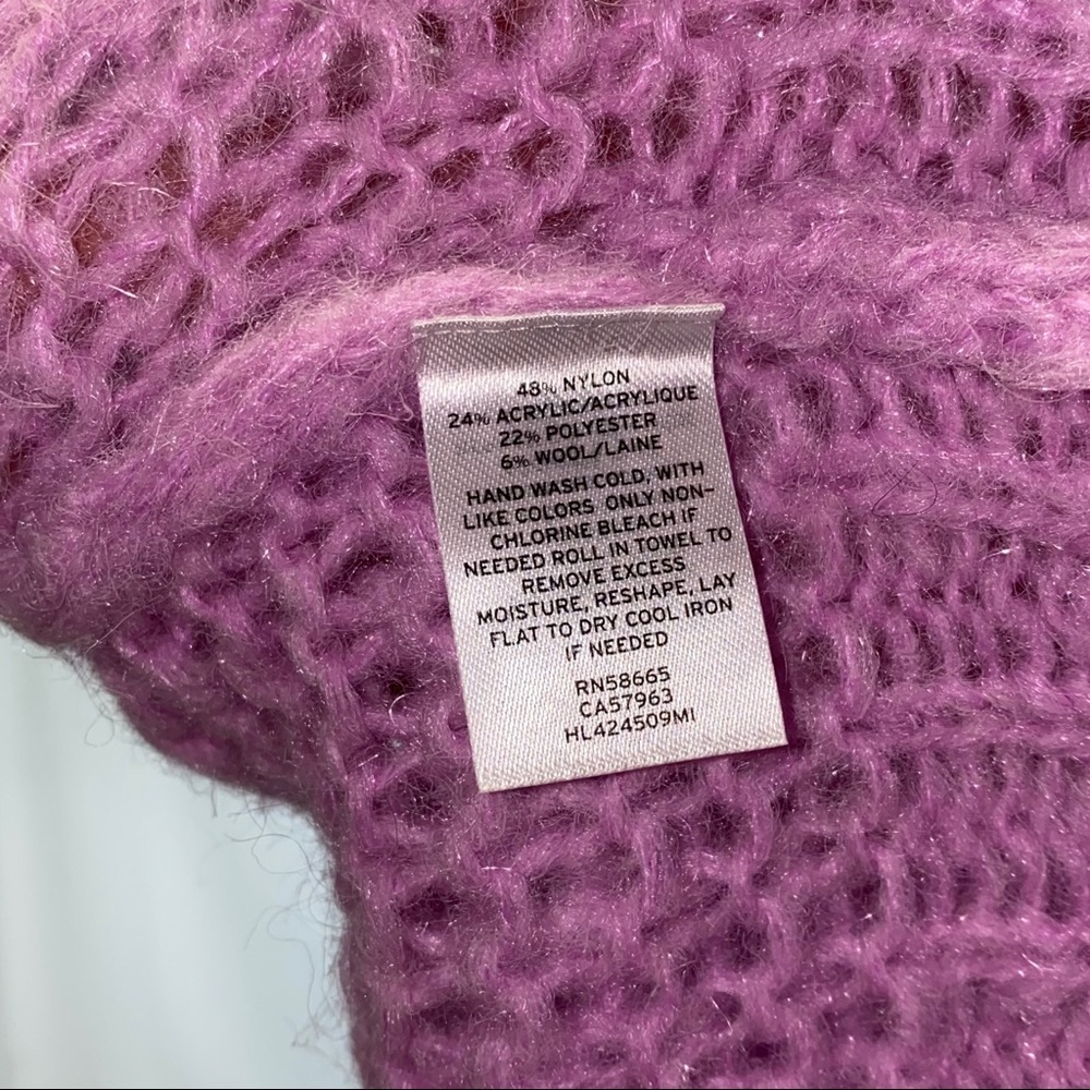 Chelsea28 Crewneck Sweater - Picture 5 of 5